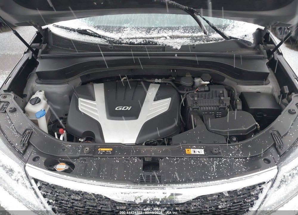 2015 KIA SORENTO LX V6 VIN: 5XYKTDA78FG558006