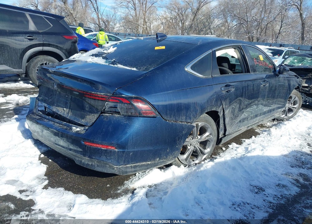 2024 HONDA ACCORD EX VIN: 1HGCY1F32RA017324