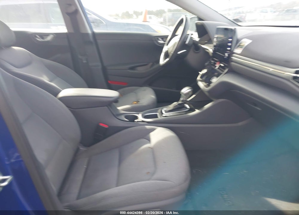 2022 HYUNDAI IONIQ HYBRID SEL VIN: KMHC85LC4NU269719