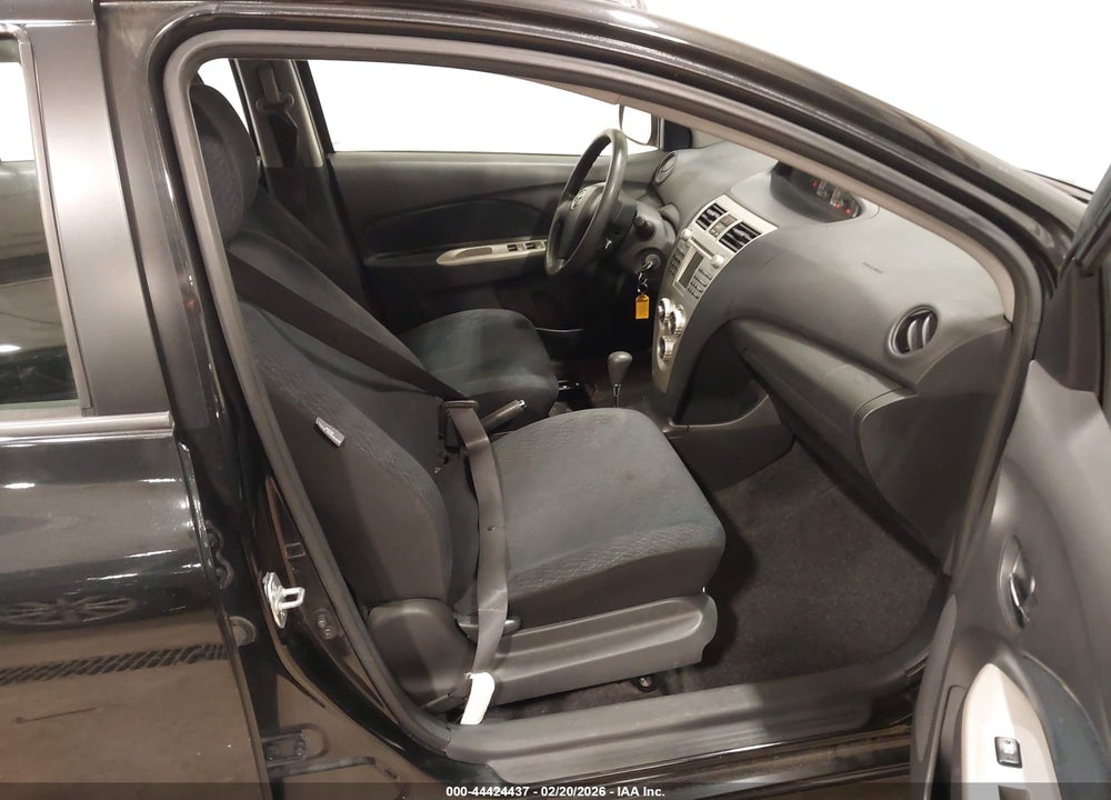 2008 TOYOTA YARIS S VIN: JTDBT903281240171