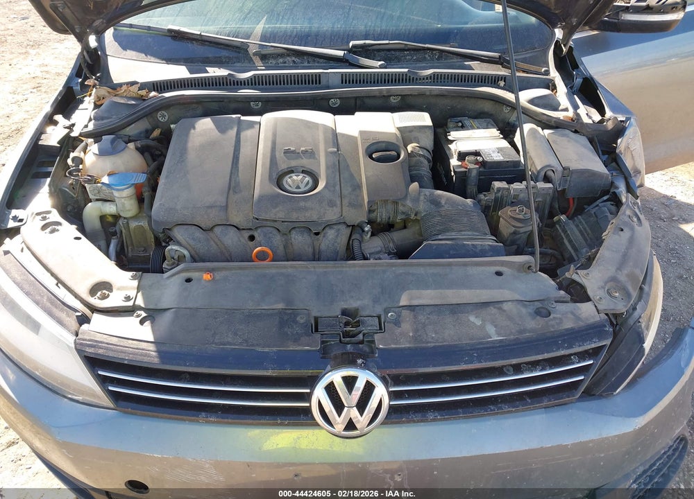 2013 VOLKSWAGEN JETTA 2.5L SE VIN: 3VWDX7AJ9DM383806