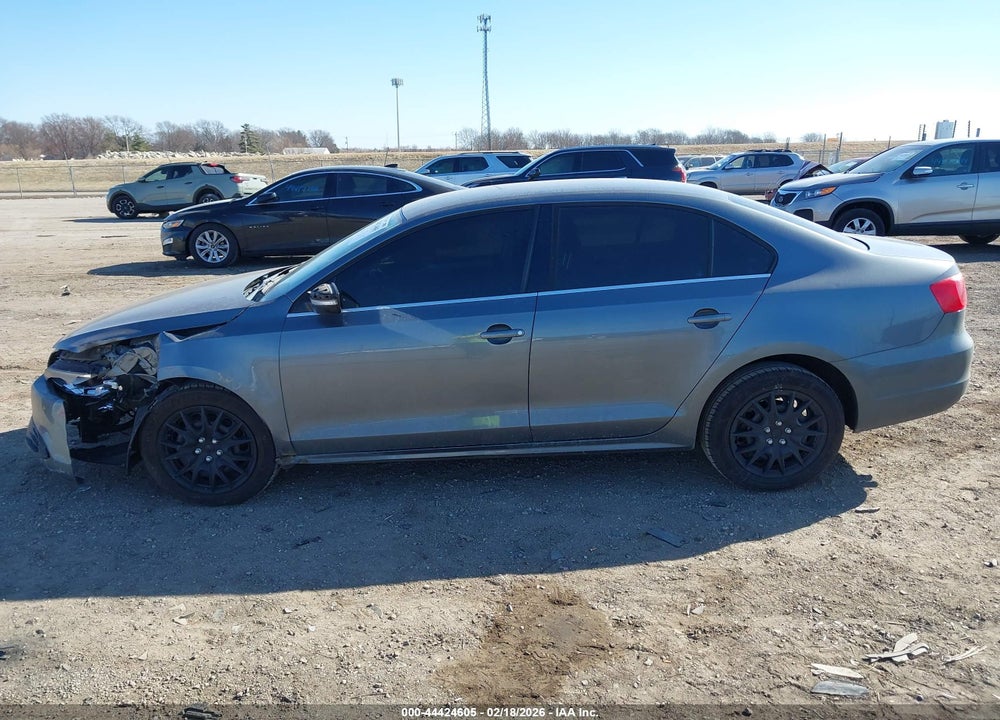 2013 VOLKSWAGEN JETTA 2.5L SE VIN: 3VWDX7AJ9DM383806