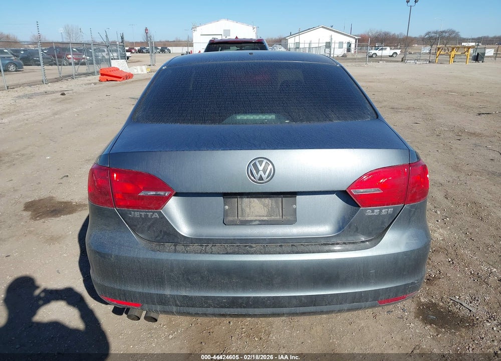 2013 VOLKSWAGEN JETTA 2.5L SE VIN: 3VWDX7AJ9DM383806