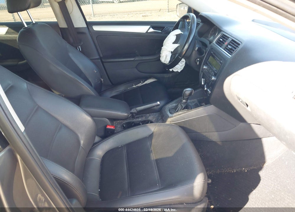 2013 VOLKSWAGEN JETTA 2.5L SE VIN: 3VWDX7AJ9DM383806