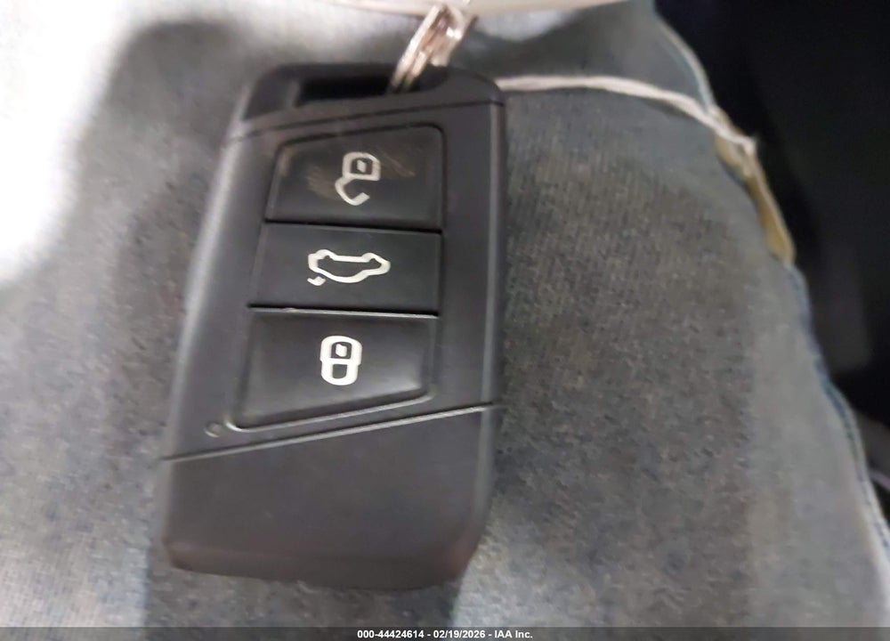 2019 VOLKSWAGEN JETTA GLI 2.0T 35TH ANNIVERSARY EDITION/2.0T AUTOBAHN/2.0T S VIN: 3VW6T7BU3KM207246