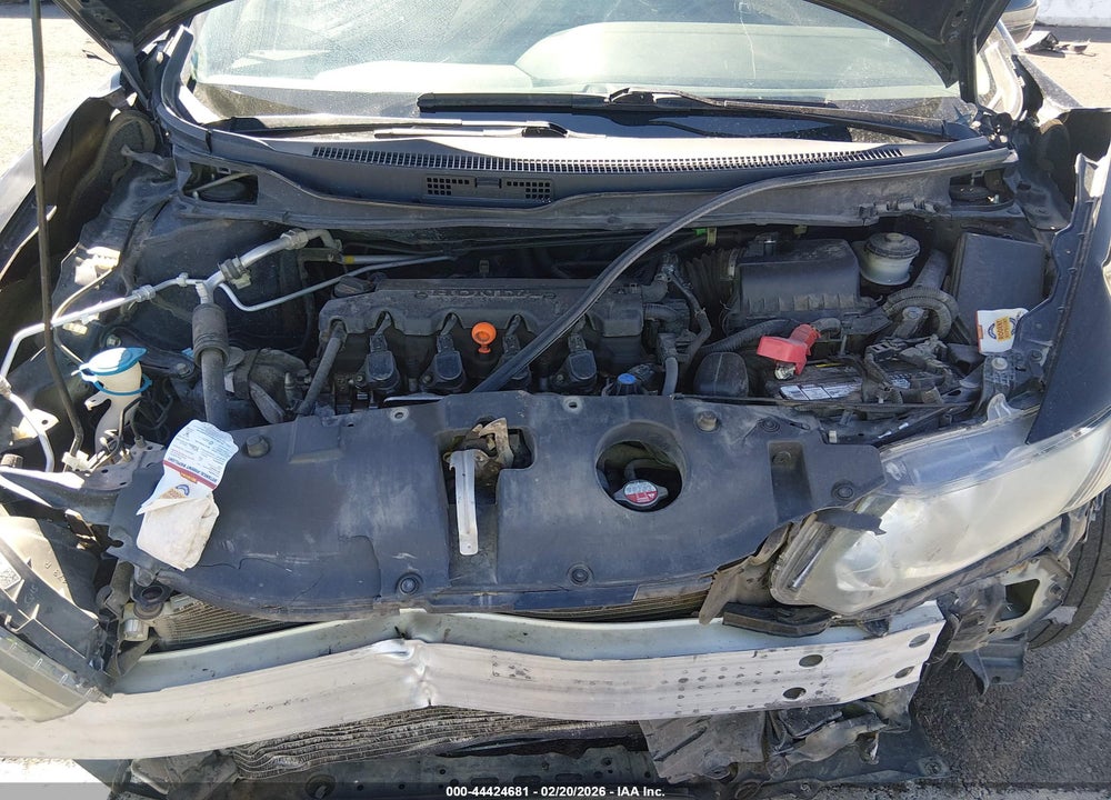 2014 HONDA CIVIC LX VIN: 19XFB2F58EE037662