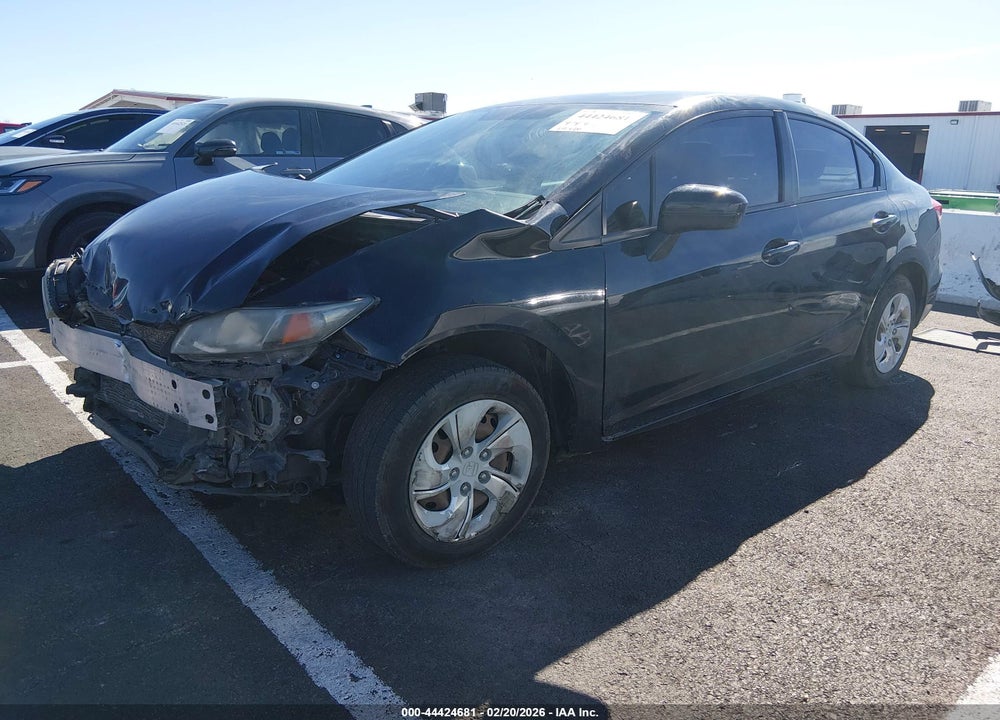 2014 HONDA CIVIC LX VIN: 19XFB2F58EE037662