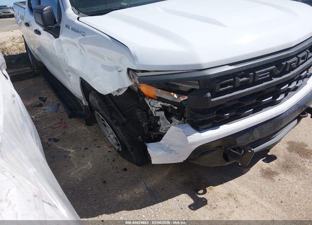 2025 CHEVROLET SILVERADO 1500 4WD  STANDARD BED WT VIN: 1GCRKAED3SZ201313