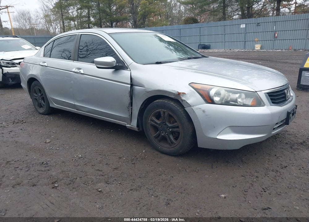 2008 HONDA ACCORD 2.4 LX VIN: 1HGCP26348A152067