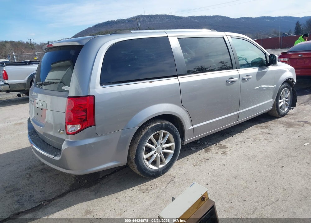 2019 DODGE GRAND CARAVAN SXT VIN: 2C4RDGCG7KR744054