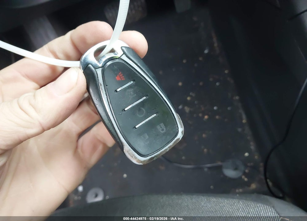 2018 CHEVROLET EQUINOX LT VIN: 2GNAXTEX6J6260782