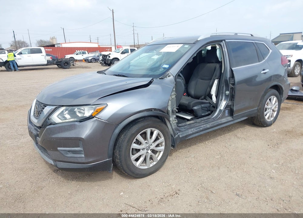 2019 NISSAN ROGUE S VIN: 5N1AT2MT5KC798052