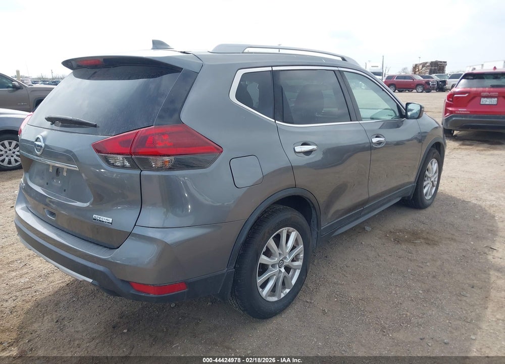 2019 NISSAN ROGUE S VIN: 5N1AT2MT5KC798052