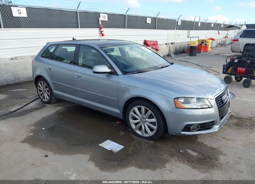 2011 AUDI A3 2.0T PREMIUM VIN: WAUBEAFM3BA089888
