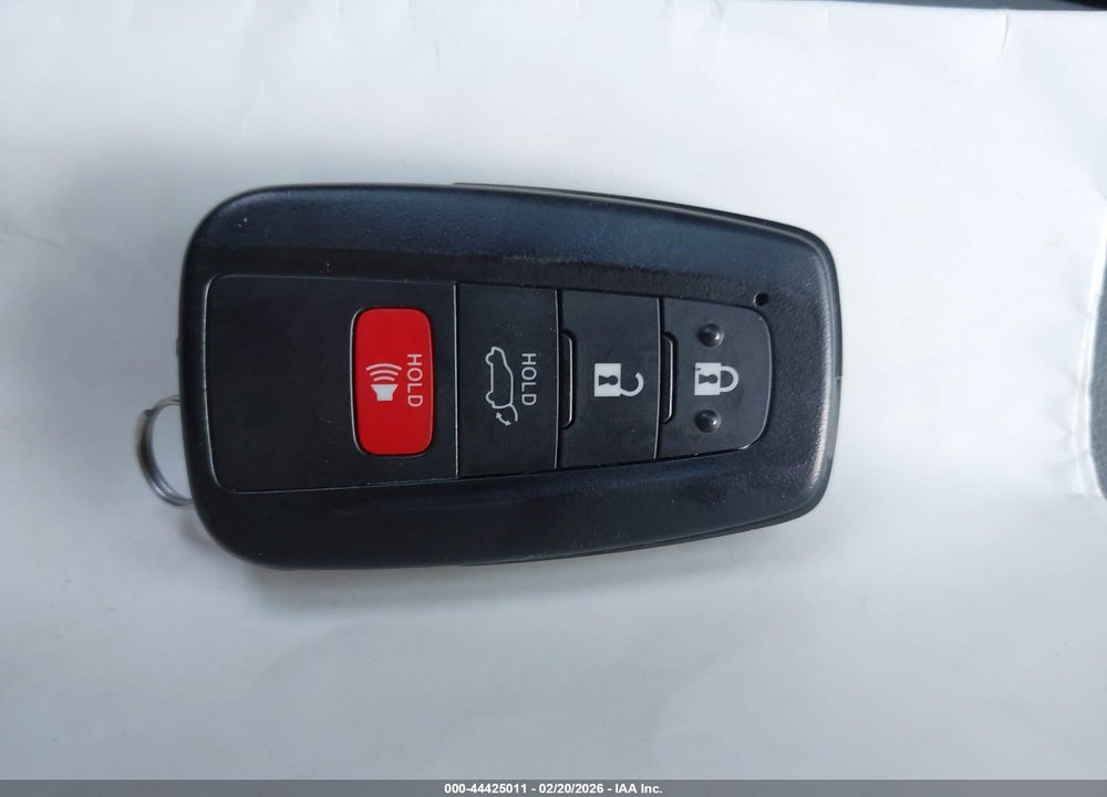 2024 TOYOTA RAV4 XLE PREMIUM VIN: 2T3A1RFV8RW480516