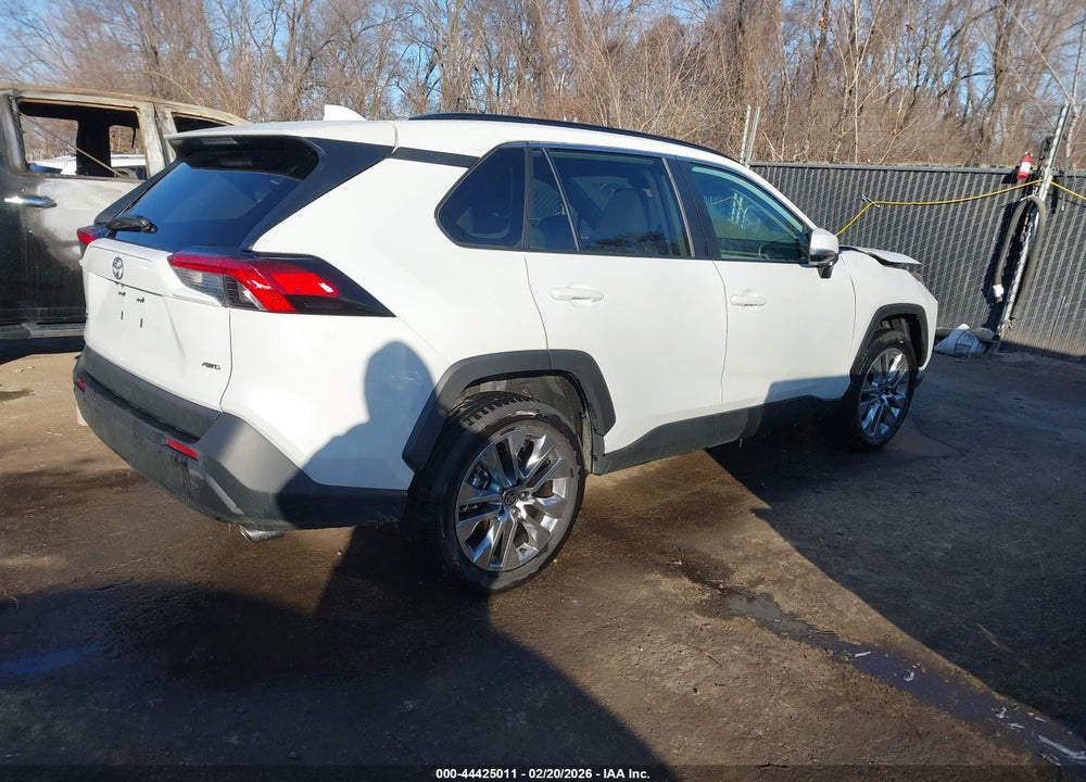 2024 TOYOTA RAV4 XLE PREMIUM VIN: 2T3A1RFV8RW480516