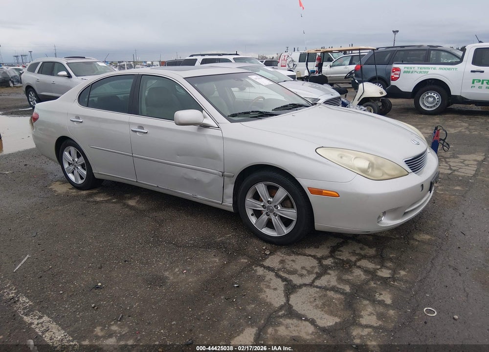 2005 LEXUS ES 330 VIN: JTHBA30G555134967