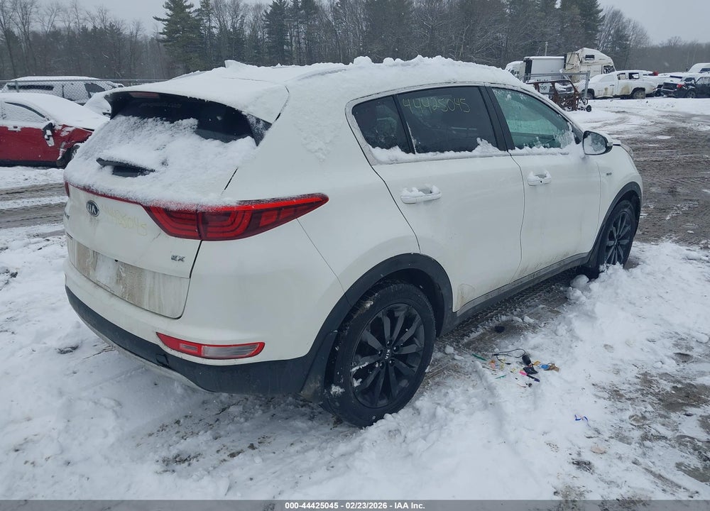 2019 KIA SPORTAGE EX VIN: KNDPNCAC0K7576384