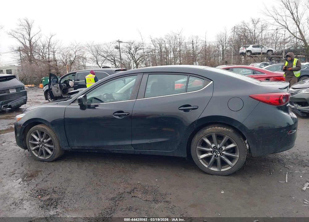 2018 MAZDA 3 TOURING VIN: 3MZBN1V38JM270785