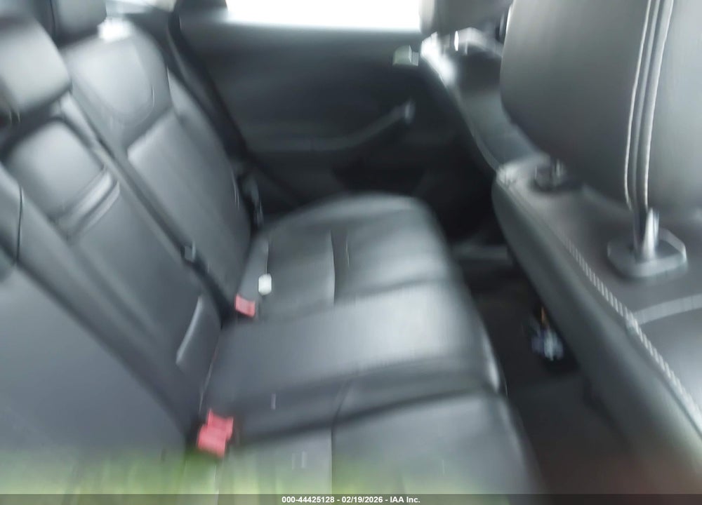 2013 FORD FOCUS SE VIN: 1FADP3K24DL213556