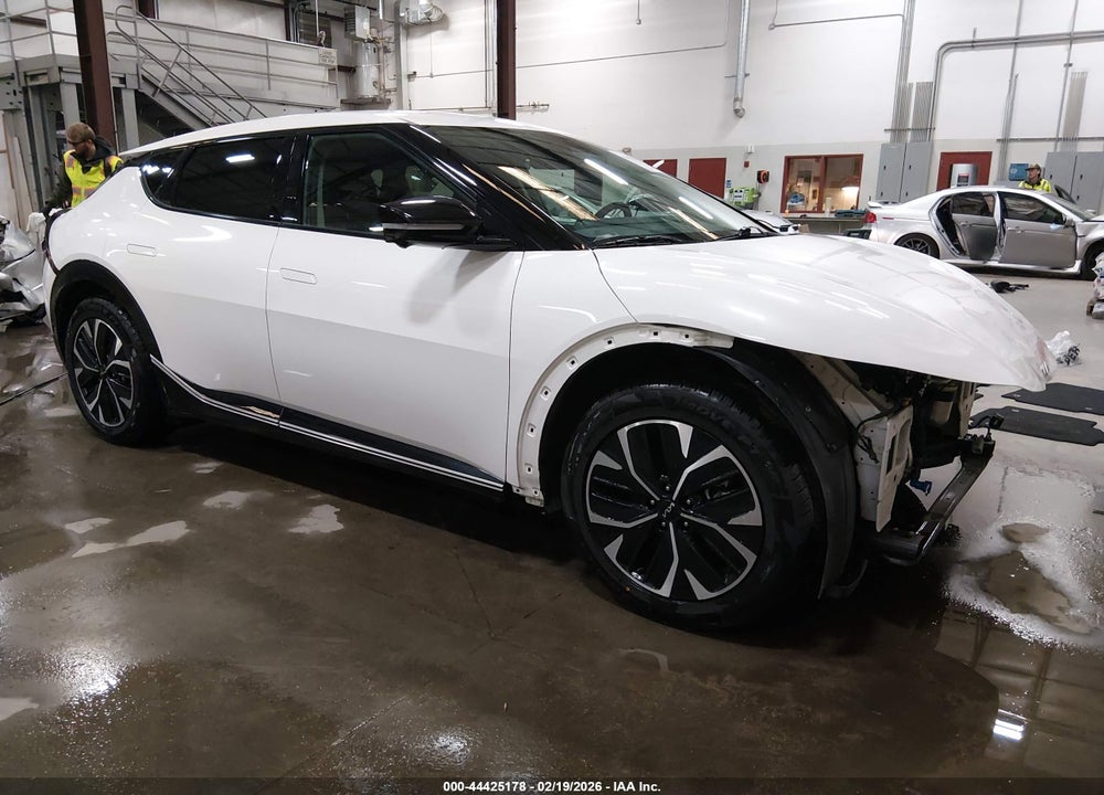 2022 KIA EV6 WIND VIN: KNDC3DLC5N5088894