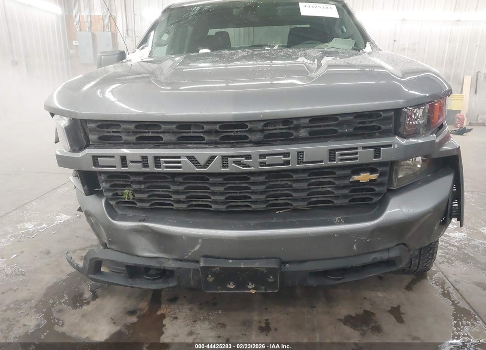 2021 CHEVROLET SILVERADO 1500 4WD  SHORT BED CUSTOM VIN: 3GCPYBEK9MG284159