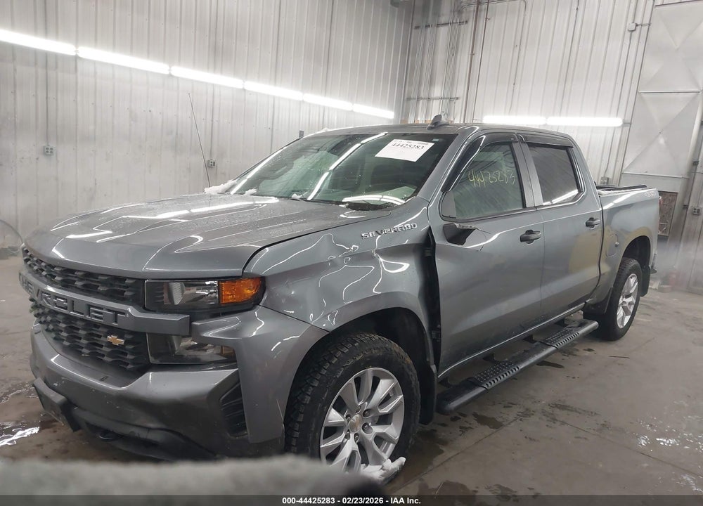 2021 CHEVROLET SILVERADO 1500 4WD  SHORT BED CUSTOM VIN: 3GCPYBEK9MG284159
