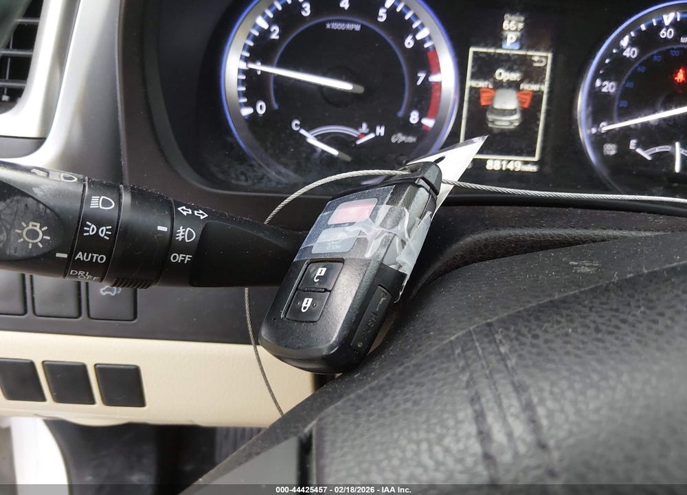 2016 TOYOTA HIGHLANDER XLE V6 VIN: 5TDKKRFH0GS140240