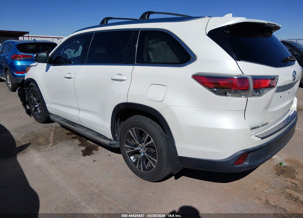 2016 TOYOTA HIGHLANDER XLE V6 VIN: 5TDKKRFH0GS140240