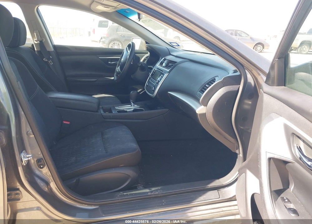 2016 NISSAN ALTIMA 2.5/2.5 S/2.5 SL/2.5 SR/2.5 SV VIN: 1N4AL3AP3GN353165