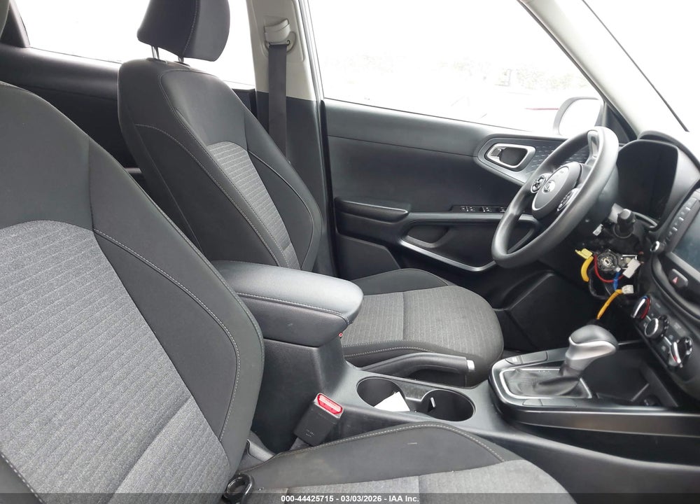 2021 KIA SOUL S VIN: KNDJ23AU4M7147579