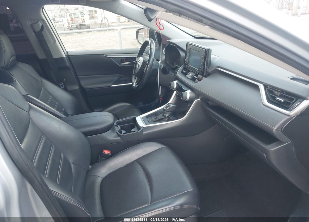 2020 TOYOTA RAV4 XLE PREMIUM VIN: JTMC1RFV6LD057446