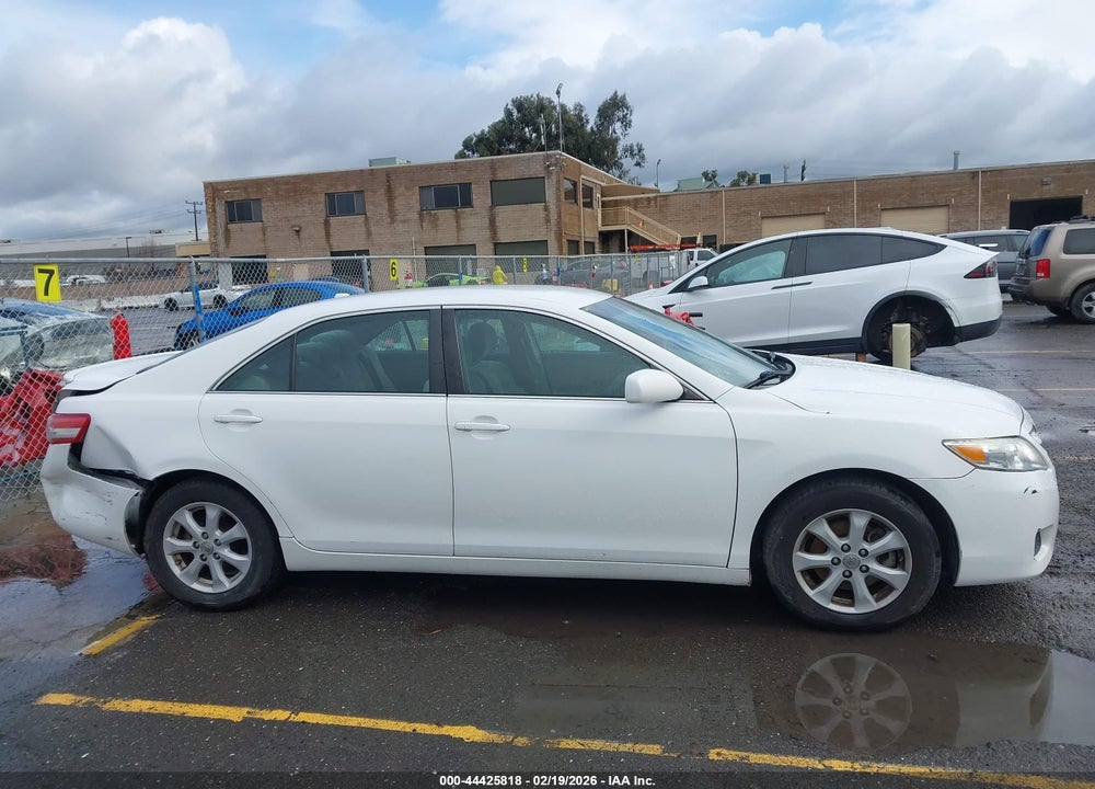 2011 TOYOTA CAMRY LE VIN: 4T1BF3EK5BU778109