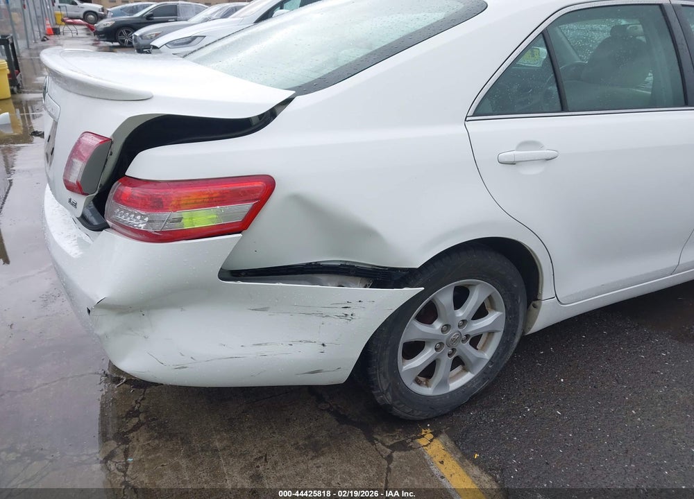 2011 TOYOTA CAMRY LE VIN: 4T1BF3EK5BU778109