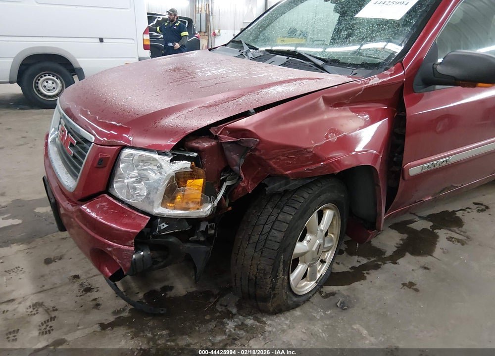 2005 GMC ENVOY XL SLT VIN: 1GKET16S456150651