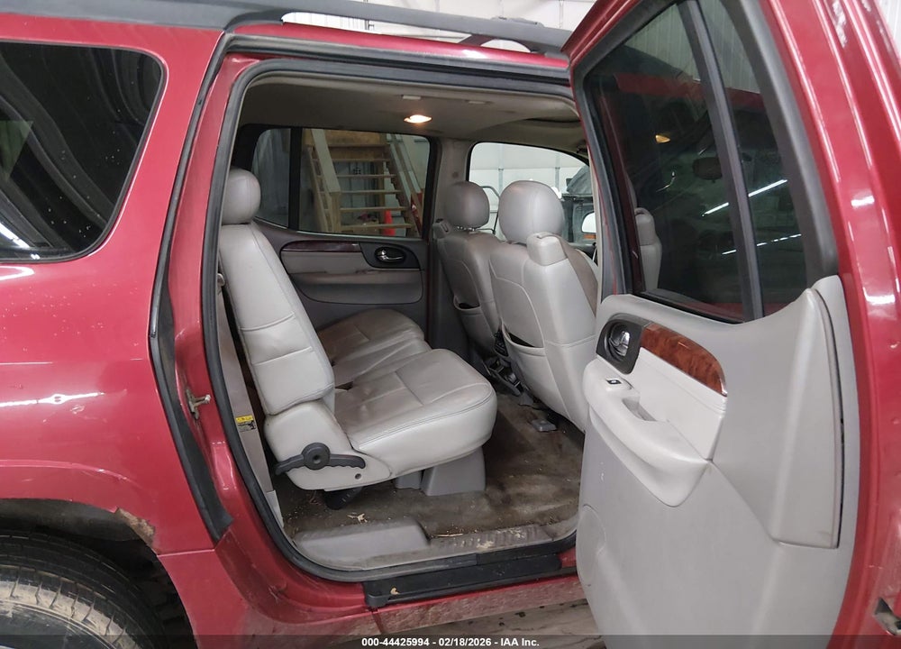 2005 GMC ENVOY XL SLT VIN: 1GKET16S456150651