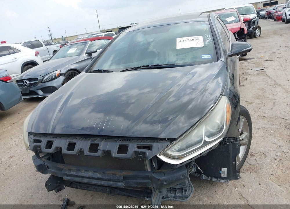 2018 HYUNDAI SONATA SPORT VIN: 5NPE34AF7JH621375