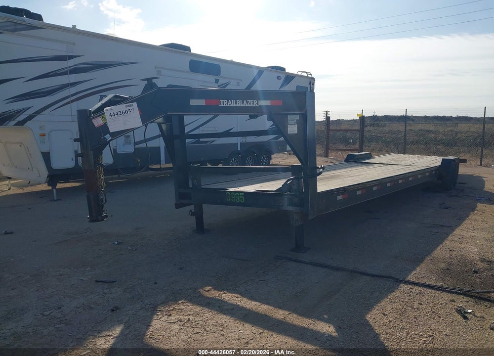 2025 TRIPLE R GOOSENECK FLATBED VIN: 59N1G342XSB024350
