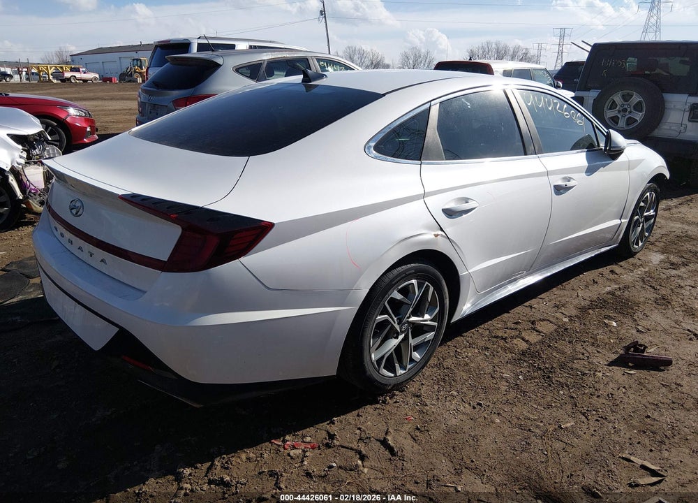 2022 HYUNDAI SONATA SEL VIN: KMHL64JA2NA218920