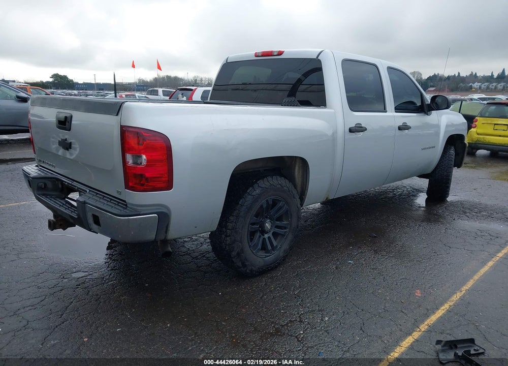 2013 CHEVROLET SILVERADO 1500 LT VIN: 3GCPKSE73DG350850