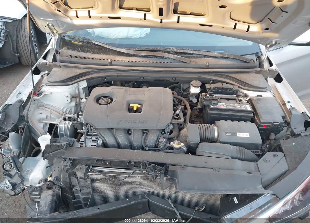 2019 HYUNDAI ELANTRA SE VIN: 5NPD74LF0KH442075