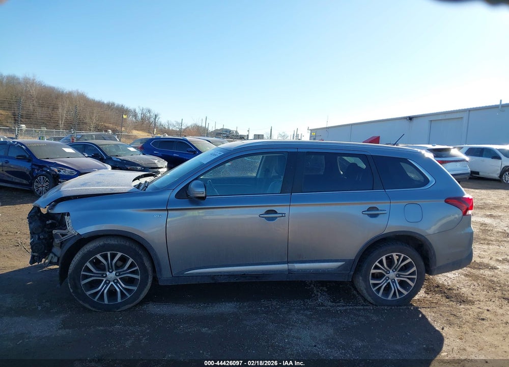 2016 MITSUBISHI OUTLANDER GT VIN: JA4JZ4AX7GZ001823