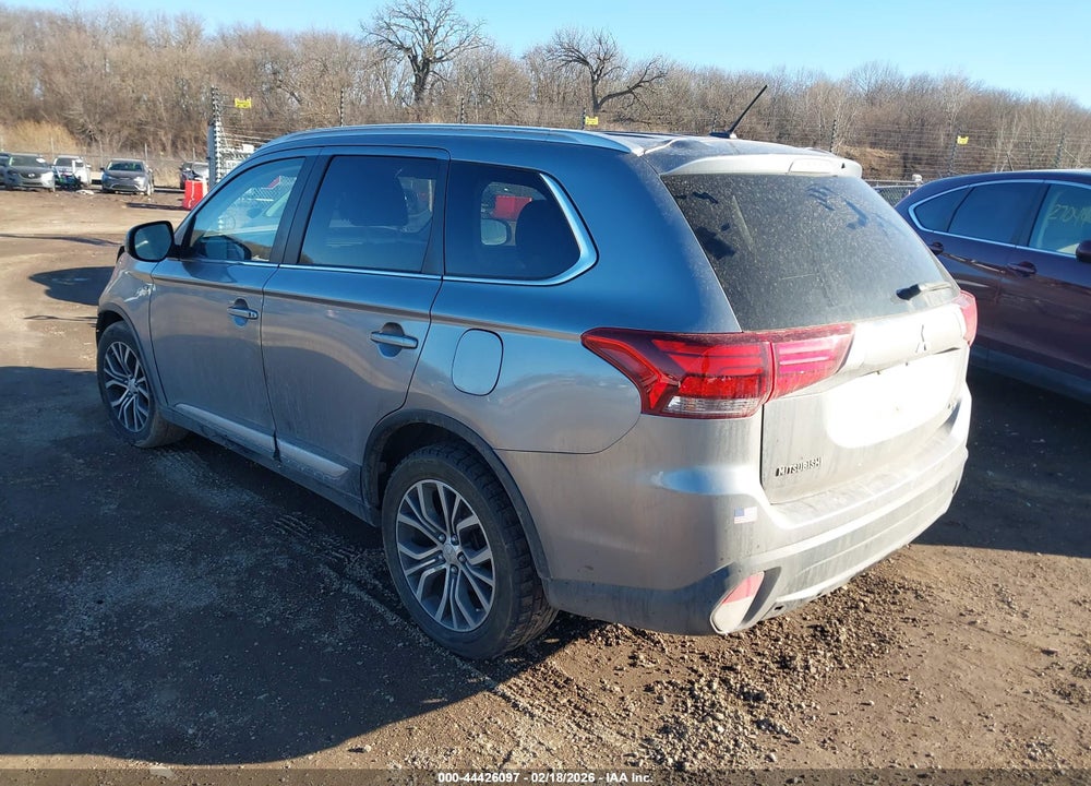 2016 MITSUBISHI OUTLANDER GT VIN: JA4JZ4AX7GZ001823