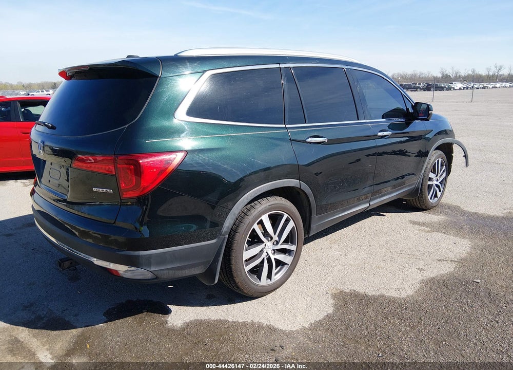 2017 HONDA PILOT TOURING VIN: 5FNYF5H98HB029826