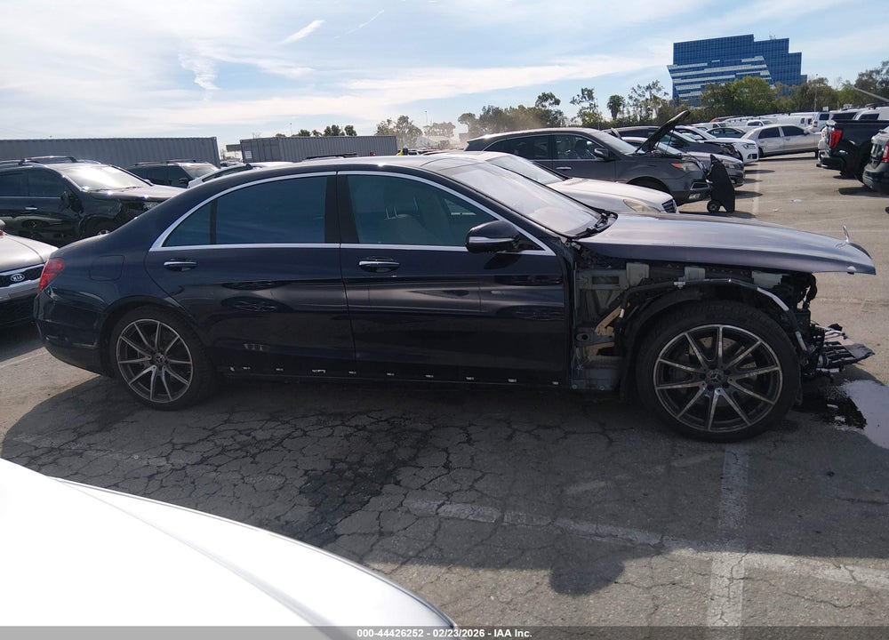 2018 MERCEDES-BENZ S 560 VIN: WDDUG8DB2JA380743