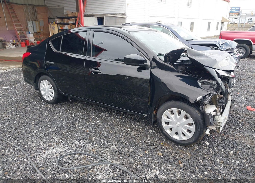2018 NISSAN VERSA 1.6 S+ VIN: 3N1CN7AP2JL887921