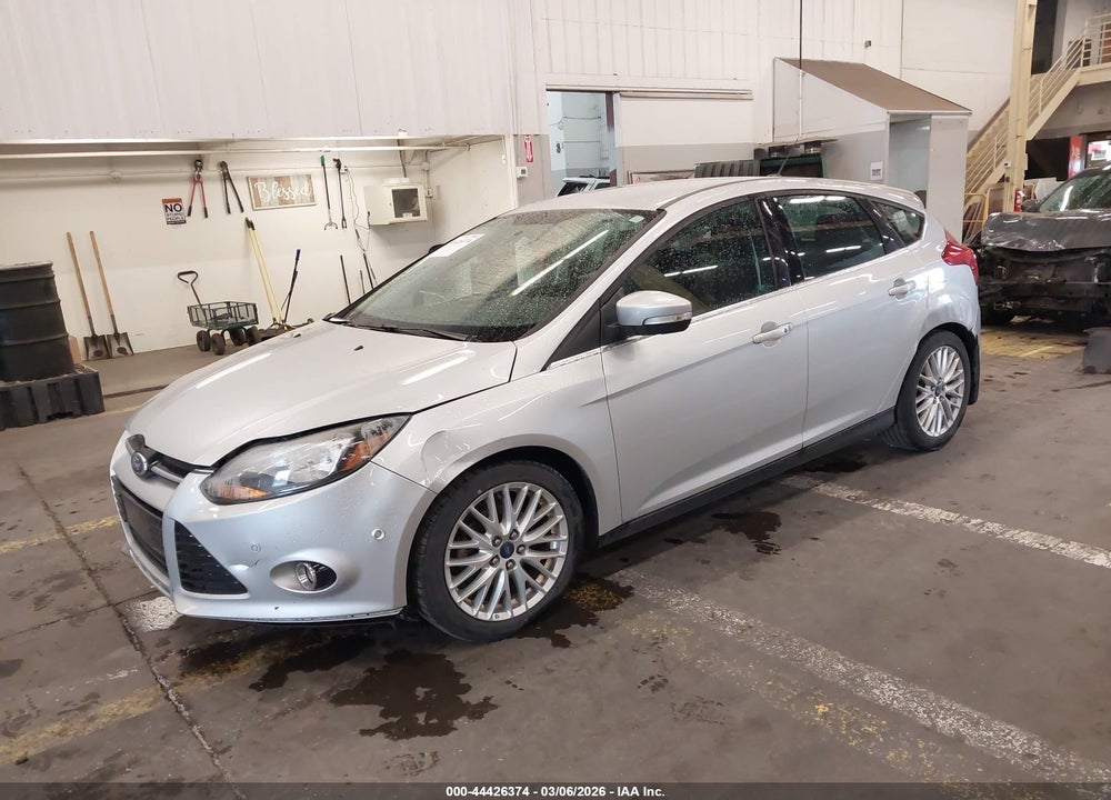 2014 FORD FOCUS TITANIUM VIN: 1FADP3N28EL463475