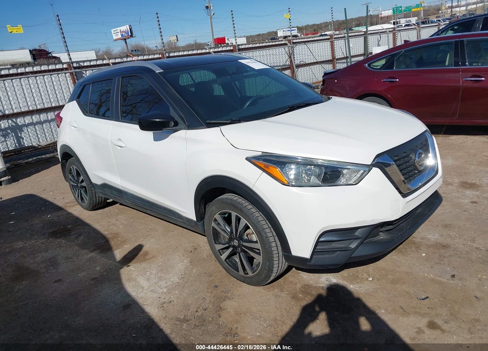 2019 NISSAN KICKS SV VIN: 3N1CP5CU8KL541102