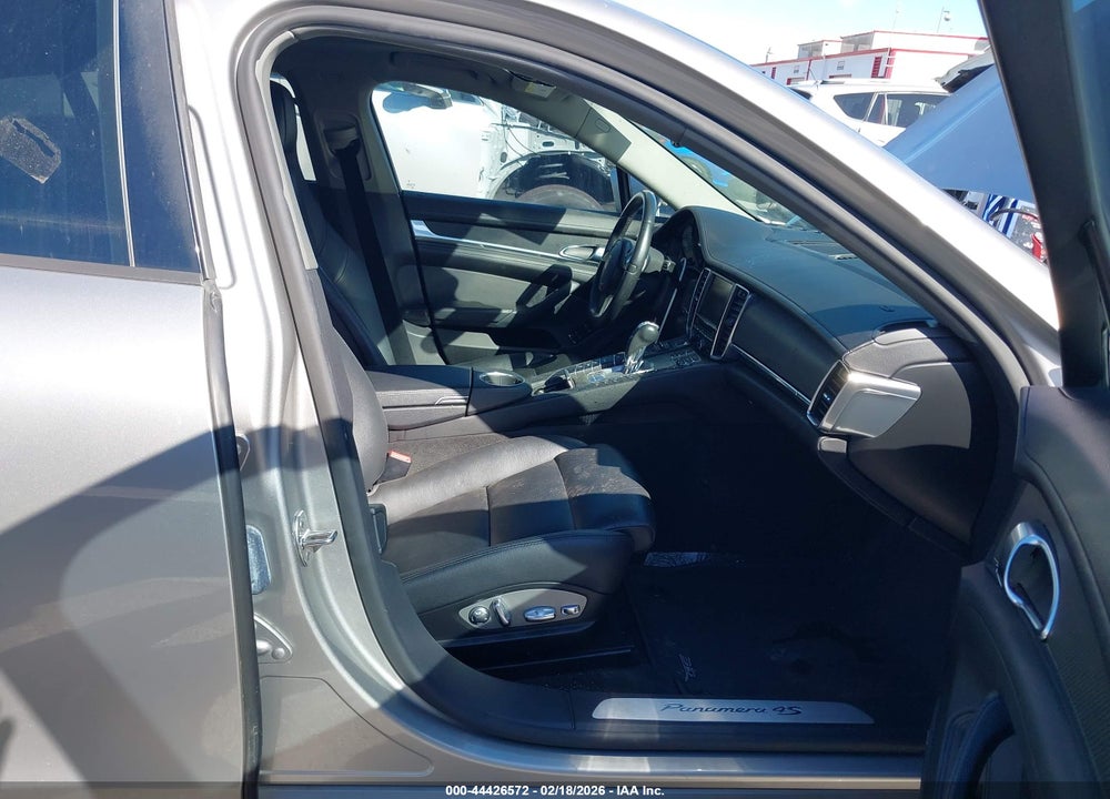 2012 PORSCHE PANAMERA 4S VIN: WP0AB2A73CL061240