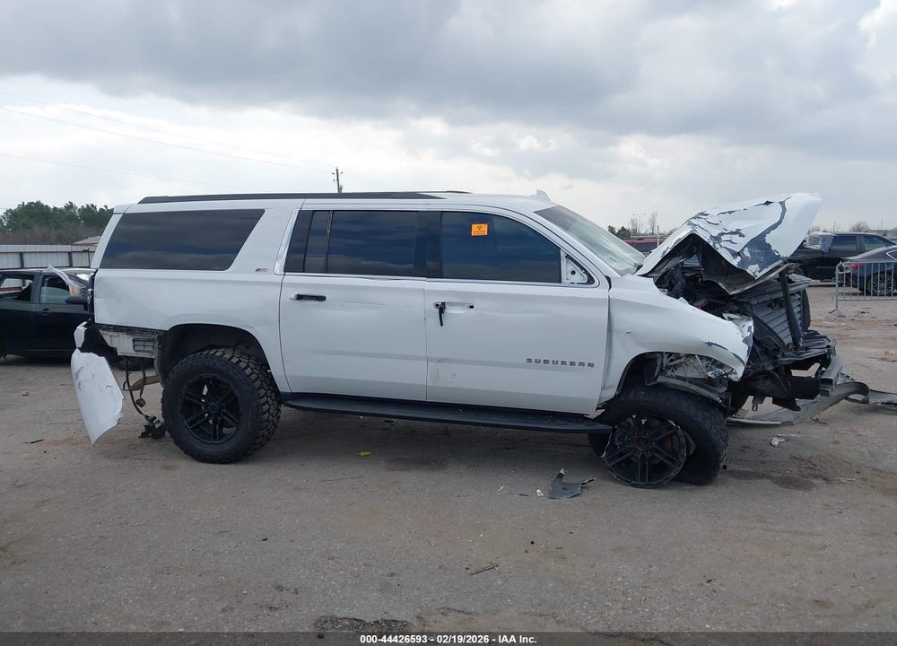 2018 CHEVROLET SUBURBAN LT VIN: 1GNSKHKC9JR160715